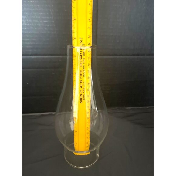 Vintage Clear Glass Chimney For Oil Lamp 7 1/2” - Picture 2 of 6